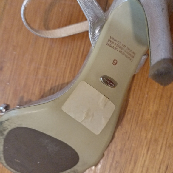 Tony Bianco Silver Kosta Diamente  strap stiletto heel in size 6 - Picture 3 of 9